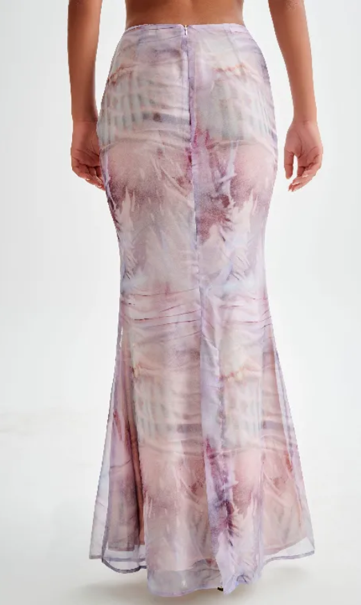 Lang Nederdel med Volanger og Muslingemønster til Kvinder | Ideel til Sommeren